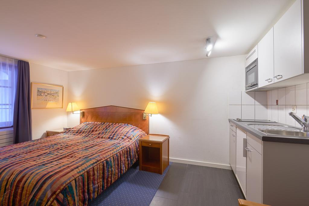 Hotel Hine Adon Fribourg Luaran gambar