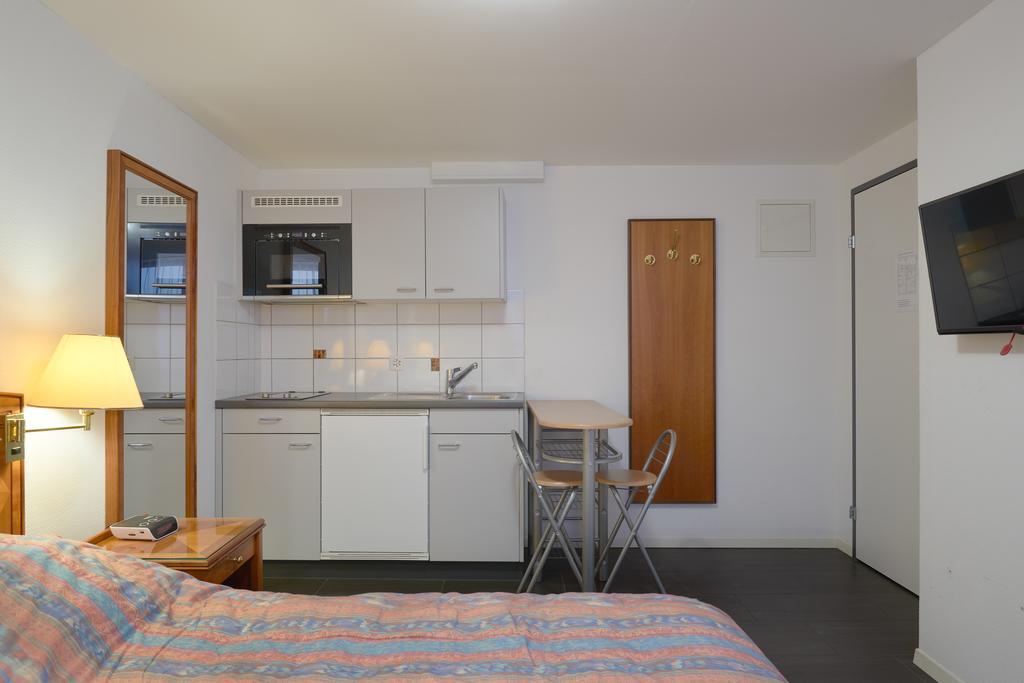 Hotel Hine Adon Fribourg Luaran gambar