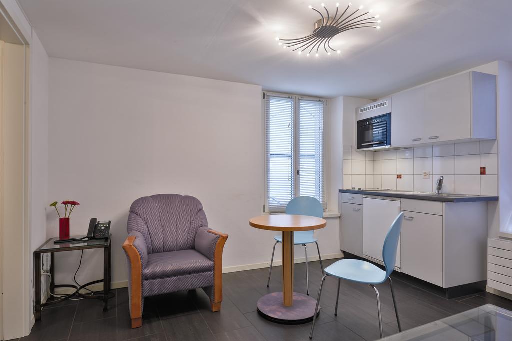 Hotel Hine Adon Fribourg Luaran gambar