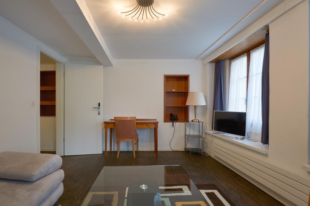 Hotel Hine Adon Fribourg Luaran gambar